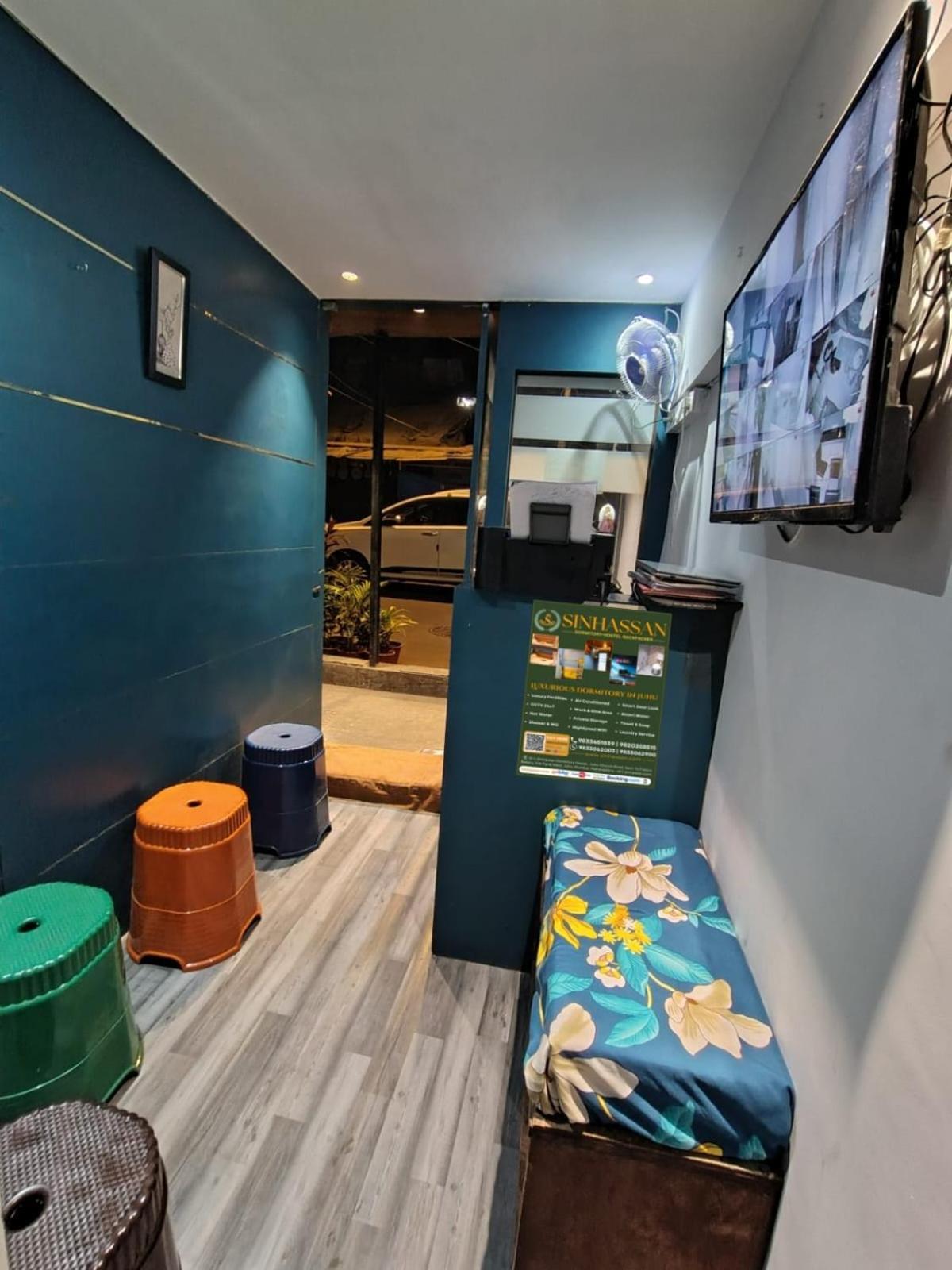 Sinhassan Dormitory Hostel Juhu Мумбай Екстериор снимка